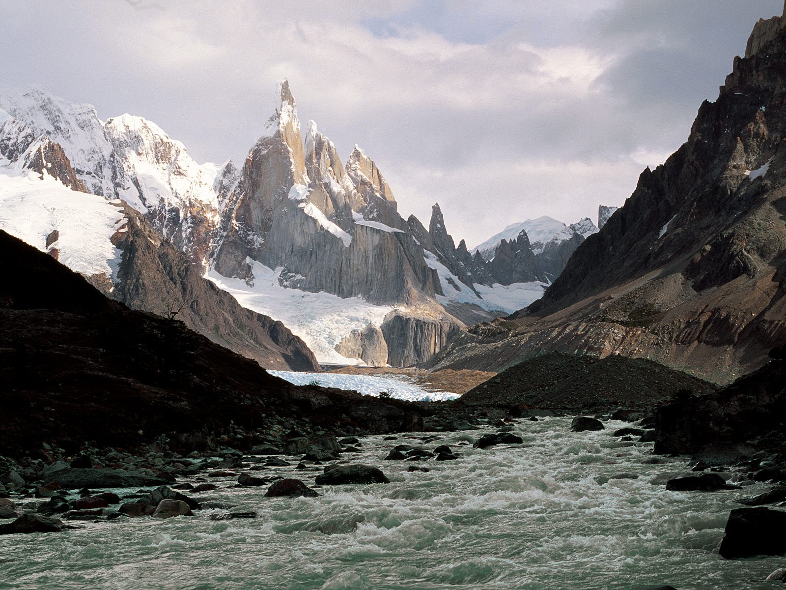 Cerro Torre, Los Glaciares National Park, Patagonia, Argentina HD Wallpaper