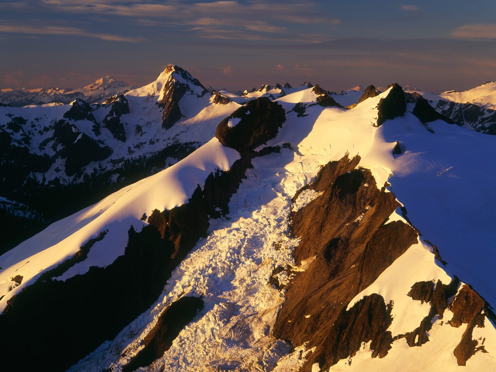Icy Peak, North Cascades, Washington HD Wallpaper